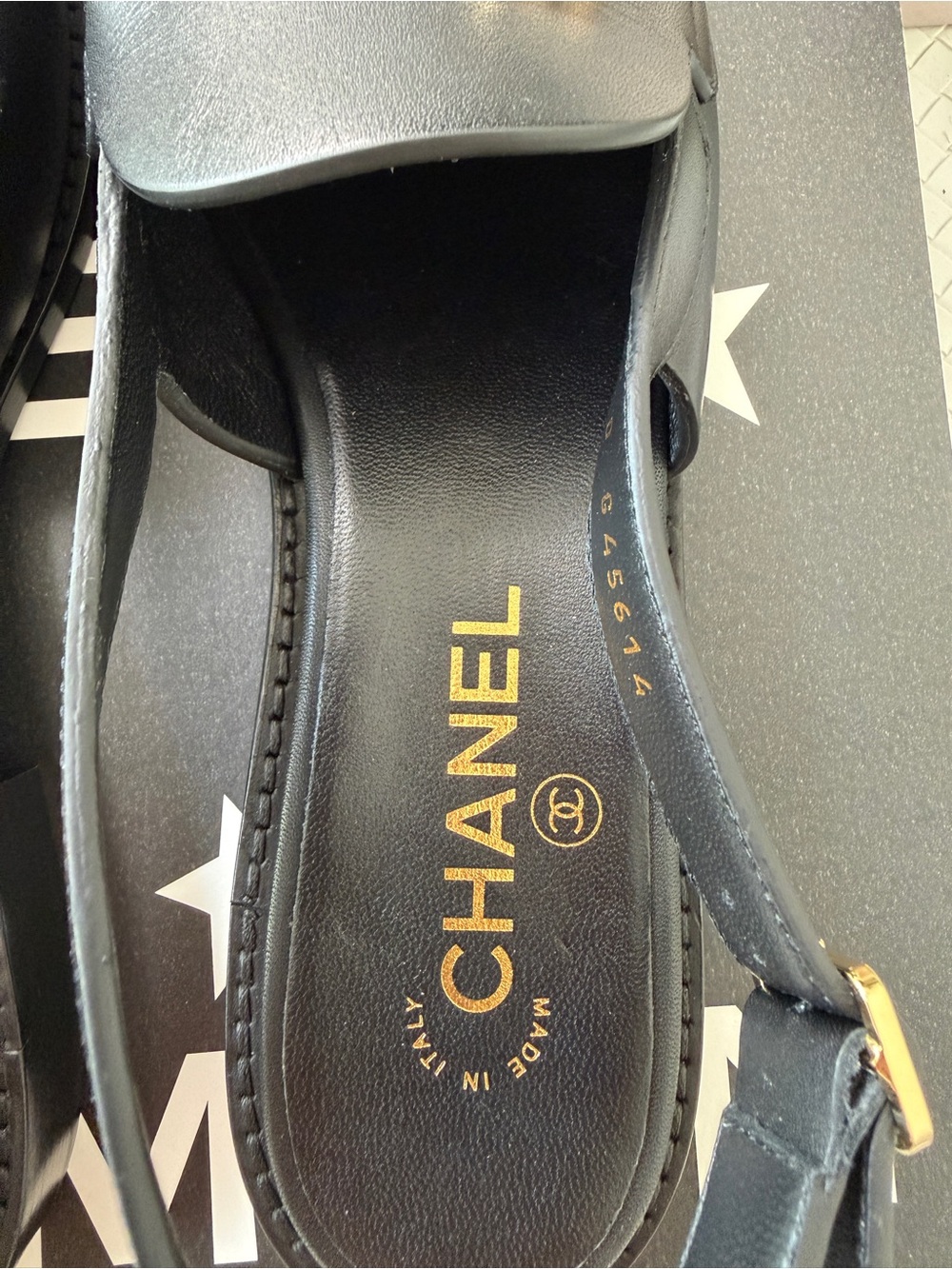 Chanel Metiers D’art 26 Strass CC Logo Black Leather Slingback Loafers Flats - Picture 9 of 14